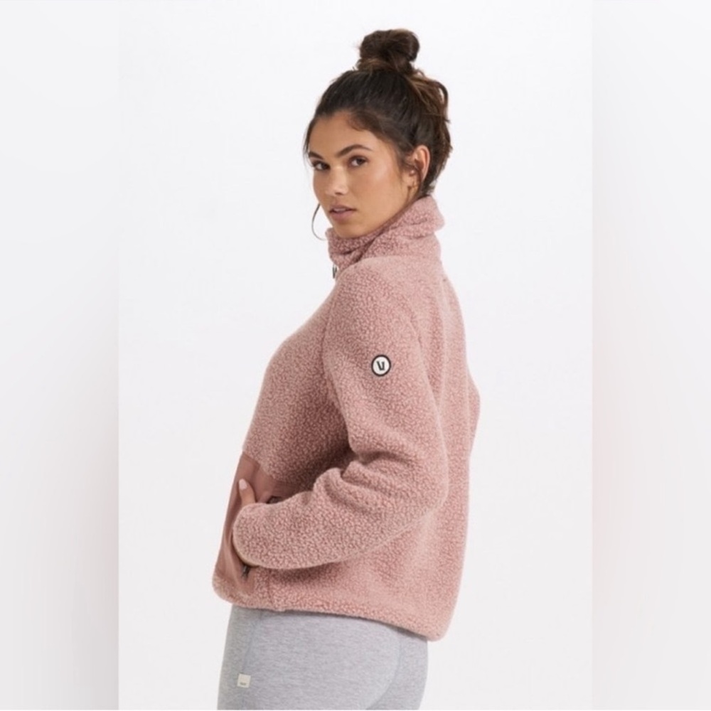 Vuori Women's Alpine Sherpa Jacket - Picture 2 of 16